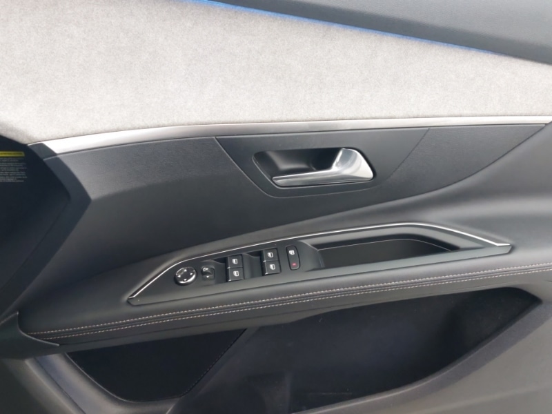 Used Peugeot 3008 2022 for sale - 77419272: Photo 16