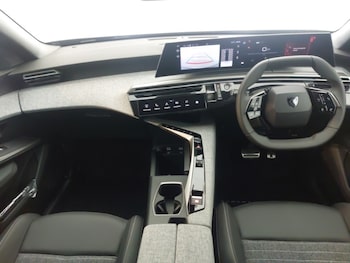 Used Peugeot 3008 2025 for sale - 76431542: Photo