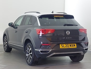 Used Volkswagen T-Roc 2020 for sale - 75882712: Photo