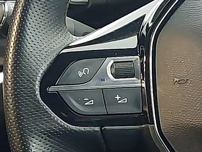 Used Peugeot 3008 2022 for sale - 77980878: Photo 10