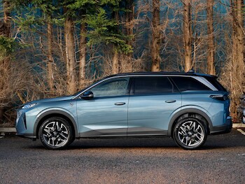 Used Peugeot 5008 2025 for sale - 78381001: Photo