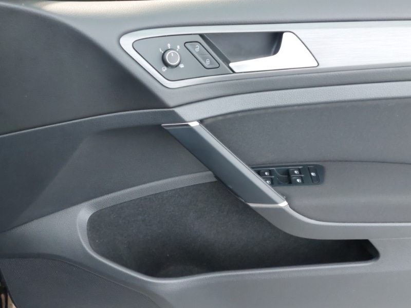 Used Volkswagen Golf 2020 for sale - 77119184: Photo 16