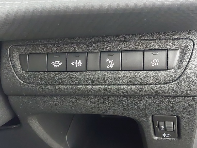 Used Peugeot 2008 2016 for sale - 77942751: Photo 16