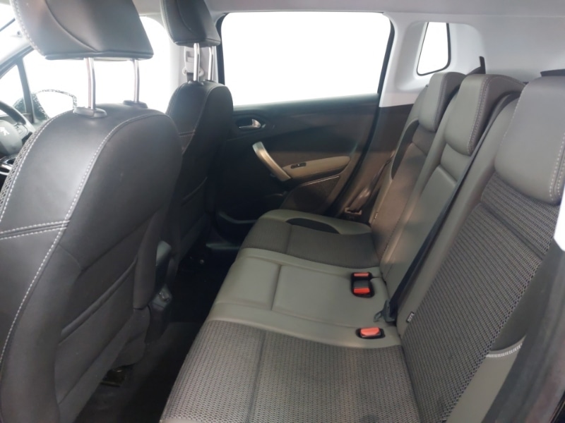 Used Peugeot 2008 2016 for sale - 77942751: Photo 6