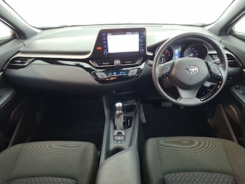 Used Toyota C-HR 2023 for sale - 79557879: Photo