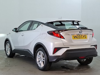 Used Toyota C-HR 2023 for sale - 79557879: Photo