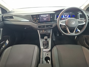 Used Volkswagen Polo 2024 for sale - 79501375: Photo