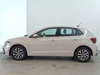 Used Volkswagen Polo 2024 for sale - 79501375: Photo