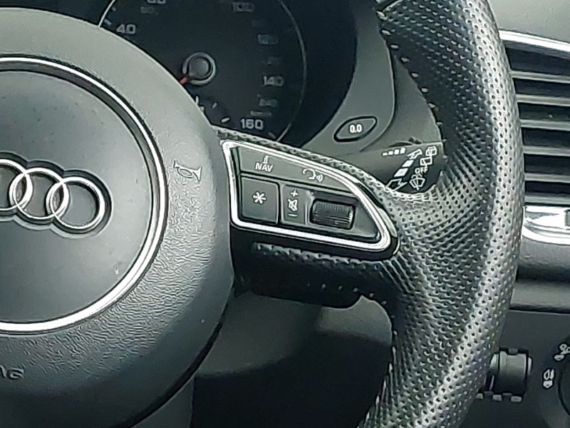 Used Audi Q3 2018 for sale - 77922435: Photo 11
