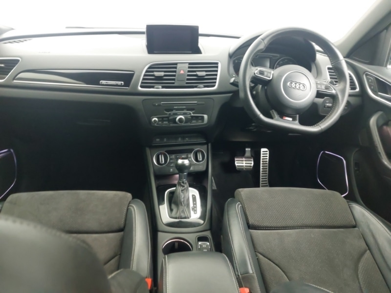 Used Audi Q3 2018 for sale - 77922435: Photo 2