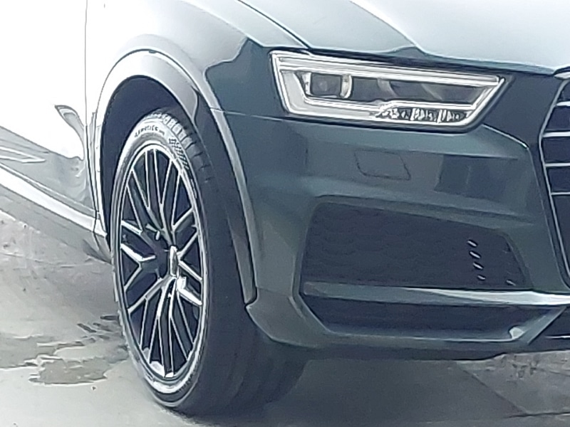 Used Audi Q3 2018 for sale - 77922435: Photo 9