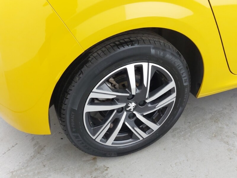 Used Peugeot 208 2023 for sale - 77907702: Photo 13