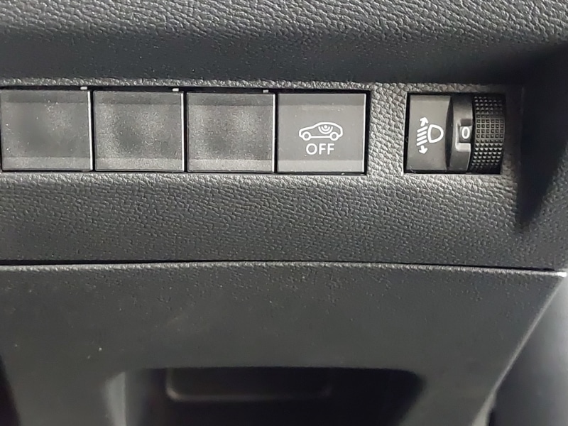 Used Peugeot 2008 2023 for sale - 77058849: Photo 13