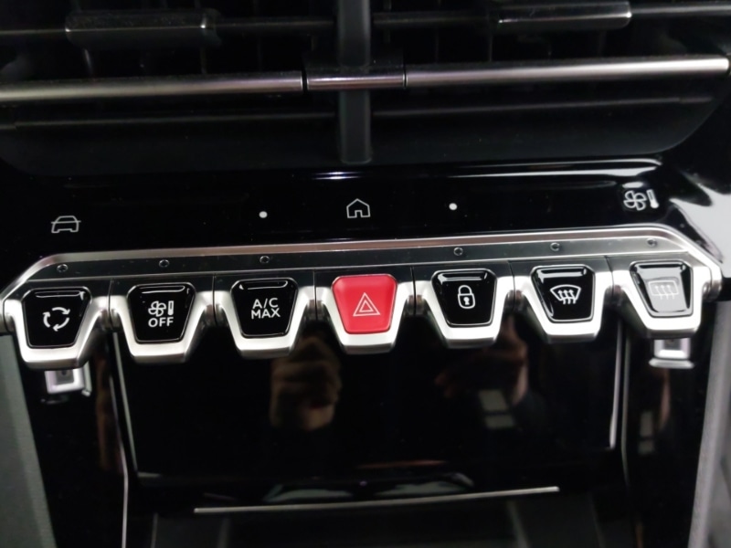 Used Peugeot 2008 2023 for sale - 77058849: Photo 15