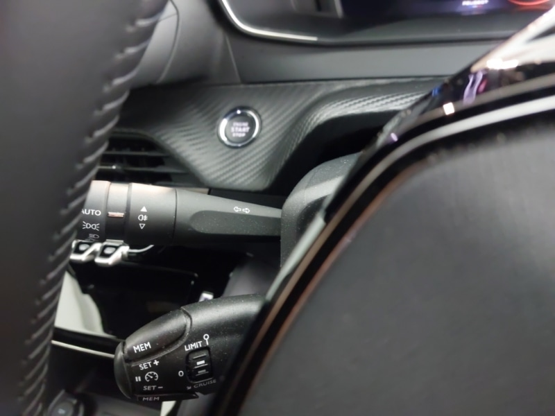 Used Peugeot 2008 2023 for sale - 77058849: Photo 17