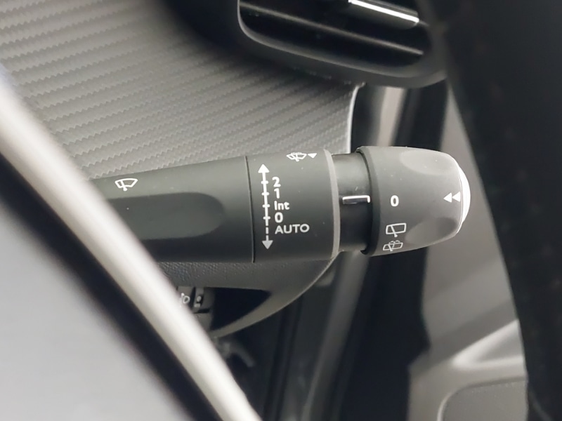 Used Peugeot 2008 2023 for sale - 77058849: Photo 18