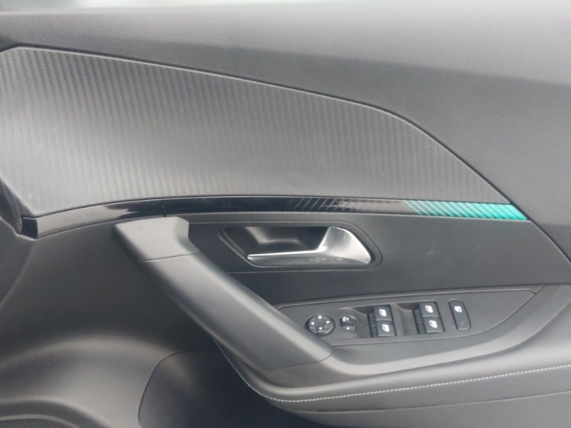 Used Peugeot 2008 2021 for sale - 76108199: Photo 16