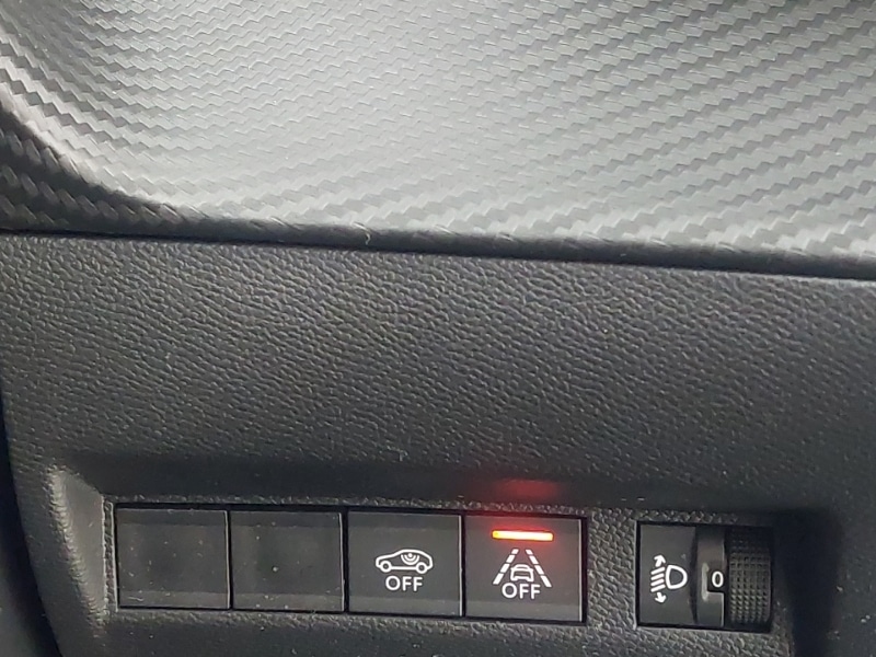 Used Peugeot 2008 2021 for sale - 76108199: Photo 17
