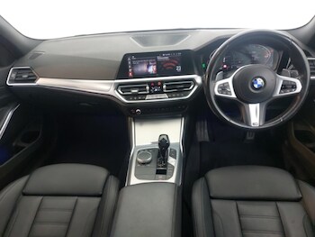 Used BMW 3 Series 2021 for sale - 77992425: Photo
