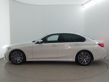 Used BMW 3 Series 2021 for sale - 77992425: Photo