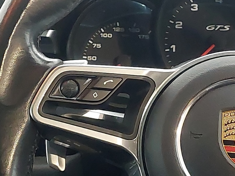 Used Porsche Macan 2020 for sale - 76289259: Photo 10