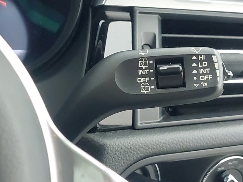 Used Porsche Macan 2020 for sale - 76289259: Photo 18