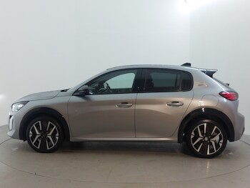 Used Peugeot 208 2025 for sale - 77015042: Photo