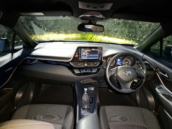 Used Toyota C-HR 2022 for sale - 77518196: Photo