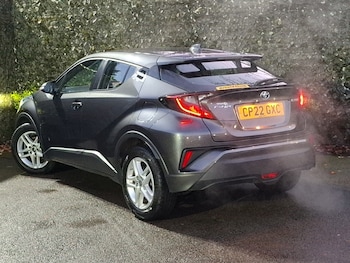 Used Toyota C-HR 2022 for sale - 77518196: Photo