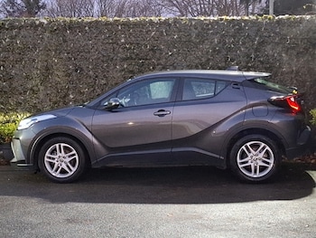 Used Toyota C-HR 2022 for sale - 77518196: Photo