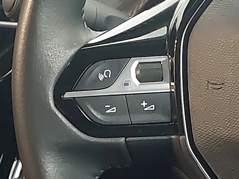 Used Peugeot 2008 2022 for sale - 77150423: Photo 10