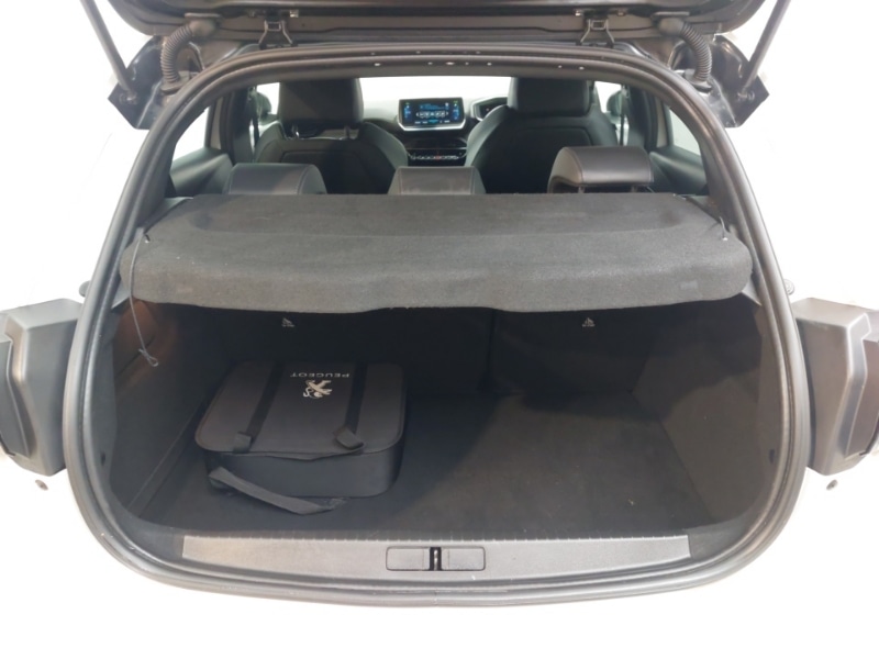 Used Peugeot 208 2021 for sale - 77318760: Photo 8