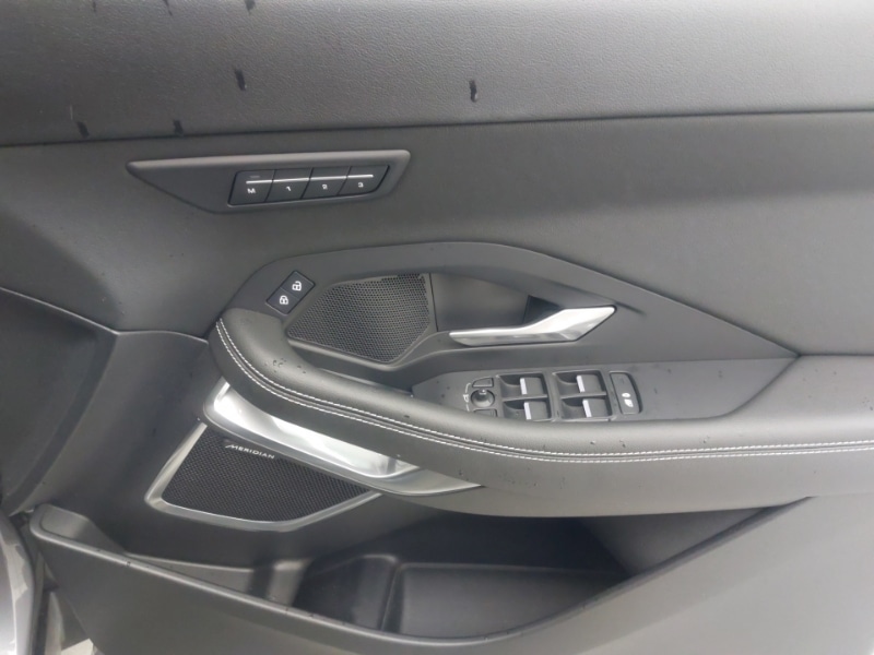 Used Jaguar E-Pace 2023 for sale - 78054734: Photo 16