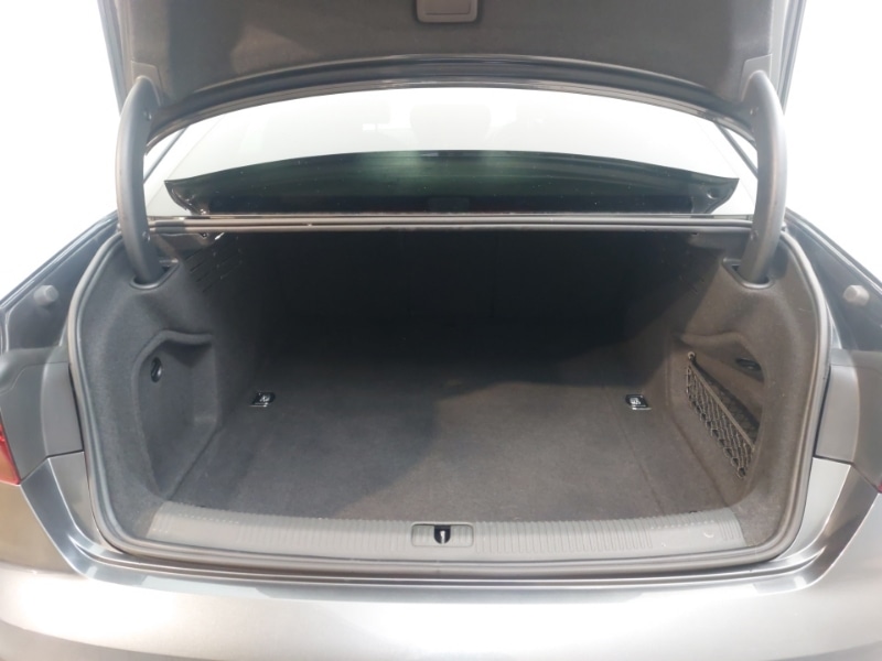 Used Audi A4 2019 for sale - 76897521: Photo 8