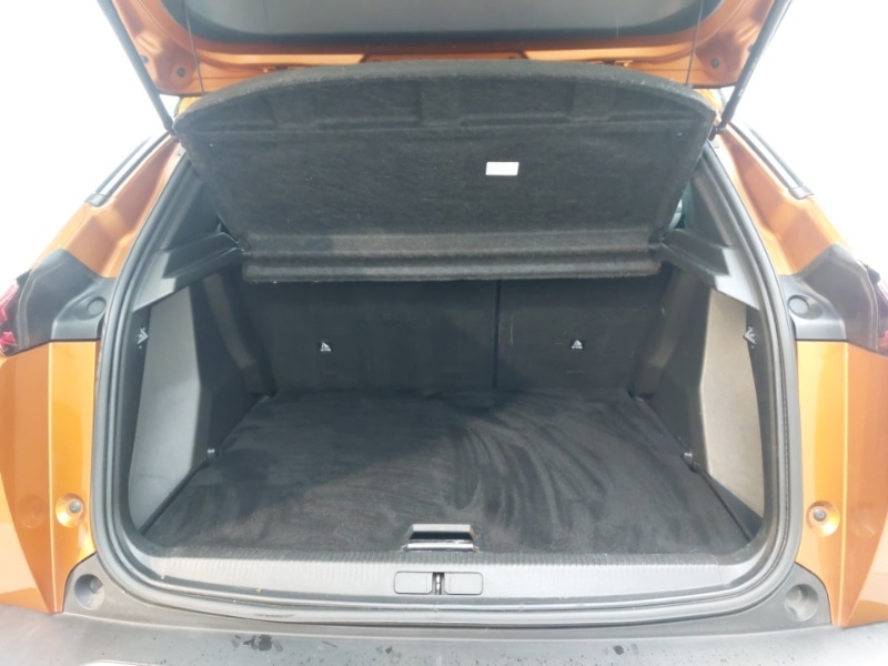 Used Peugeot 2008 2020 for sale - 77947989: Photo 8