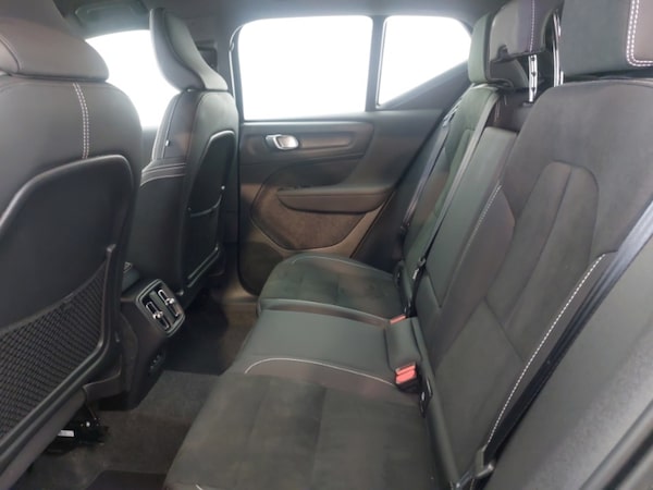 Used Volvo XC40 2024 for sale - 75486144: Photo 6