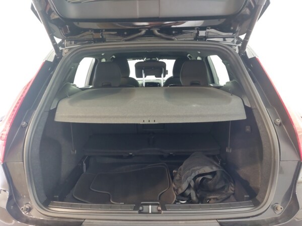 Used Volvo XC40 2024 for sale - 75486144: Photo 8