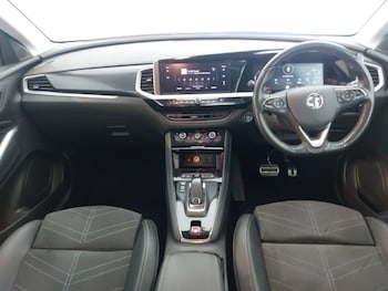 Used Vauxhall Grandland 2022 for sale - 76145521: Photo 2