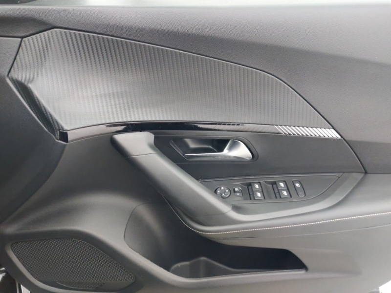 Used Peugeot 2008 2024 for sale - 77325207: Photo 16