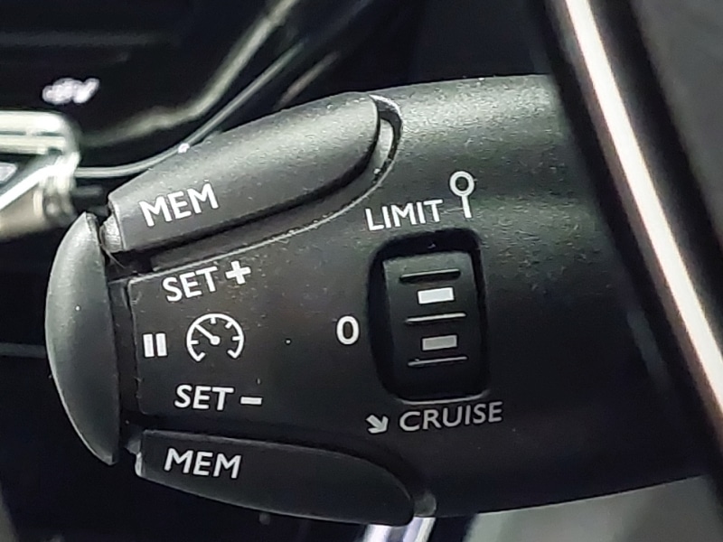 Used Peugeot 2008 2024 for sale - 77325207: Photo 18