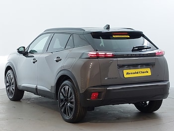 Used Peugeot 2008 2025 for sale - 76893674: Photo