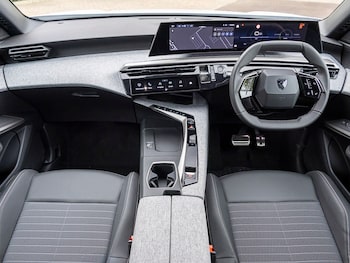 Used Peugeot 3008 2025 for sale - 76418995: Photo