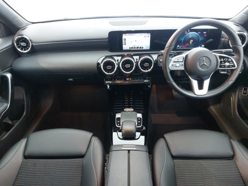Used Mercedes-Benz A-Class 2019 for sale - 77366396: Photo 2
