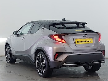 Used Toyota C-HR 2022 for sale - 75326758: Photo