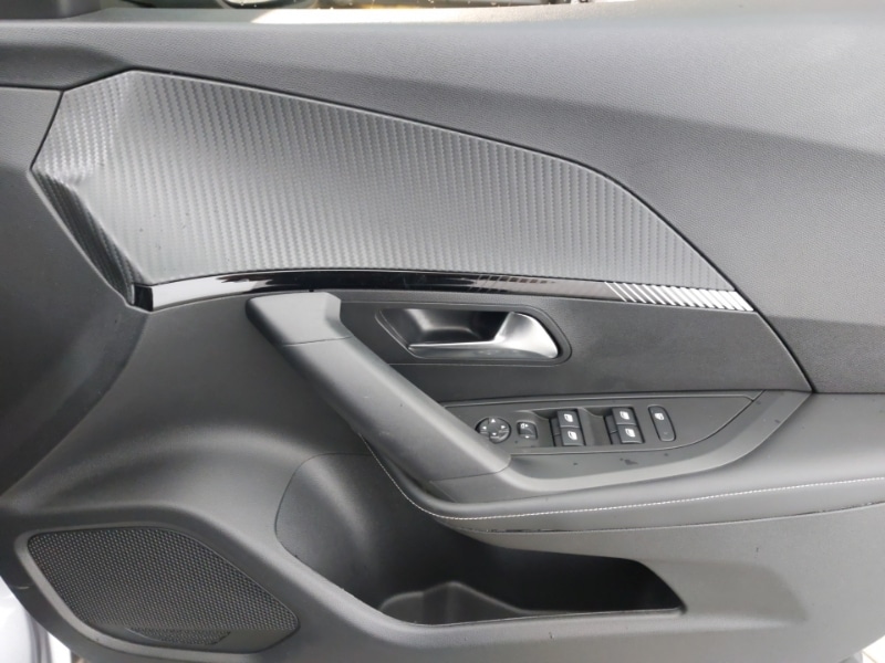 Used Peugeot 2008 2024 for sale - 76771497: Photo 16