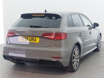 Used Audi A3 2019 for sale - 76419008: Photo