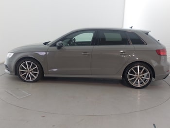 Used Audi A3 2019 for sale - 76419008: Photo
