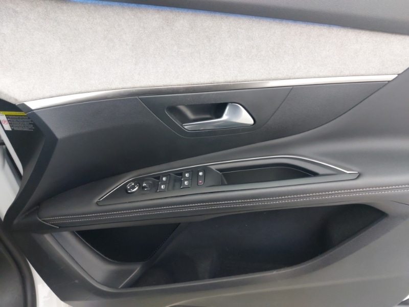 Used Peugeot 3008 2022 for sale - 77751739: Photo 16