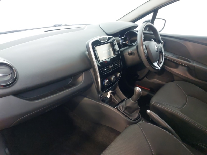 Used Renault Clio 2015 for sale - 77837637: Photo 5