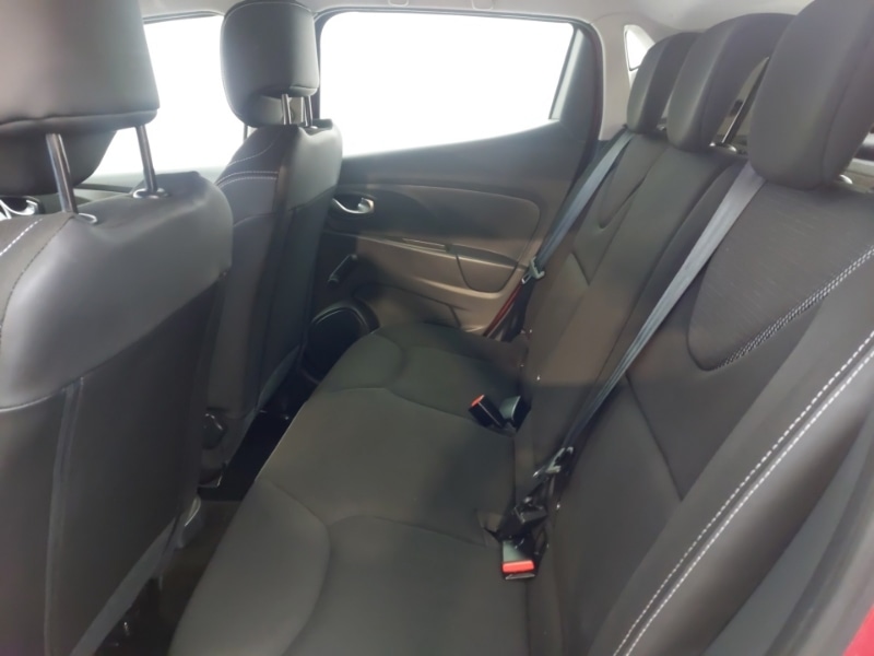 Used Renault Clio 2015 for sale - 77837637: Photo 6